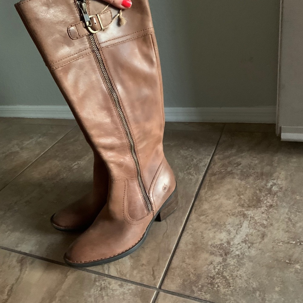 NWOT Born Fannar Leather Knee High Boot - Picture 11 of 11